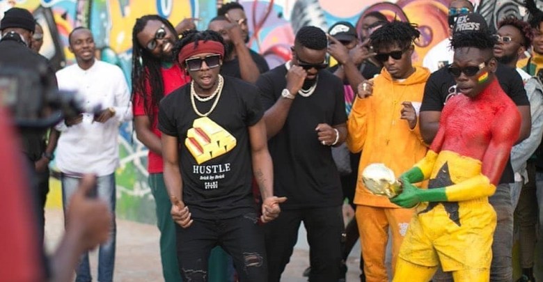 R2bees – Yawa ft. Sarkodie